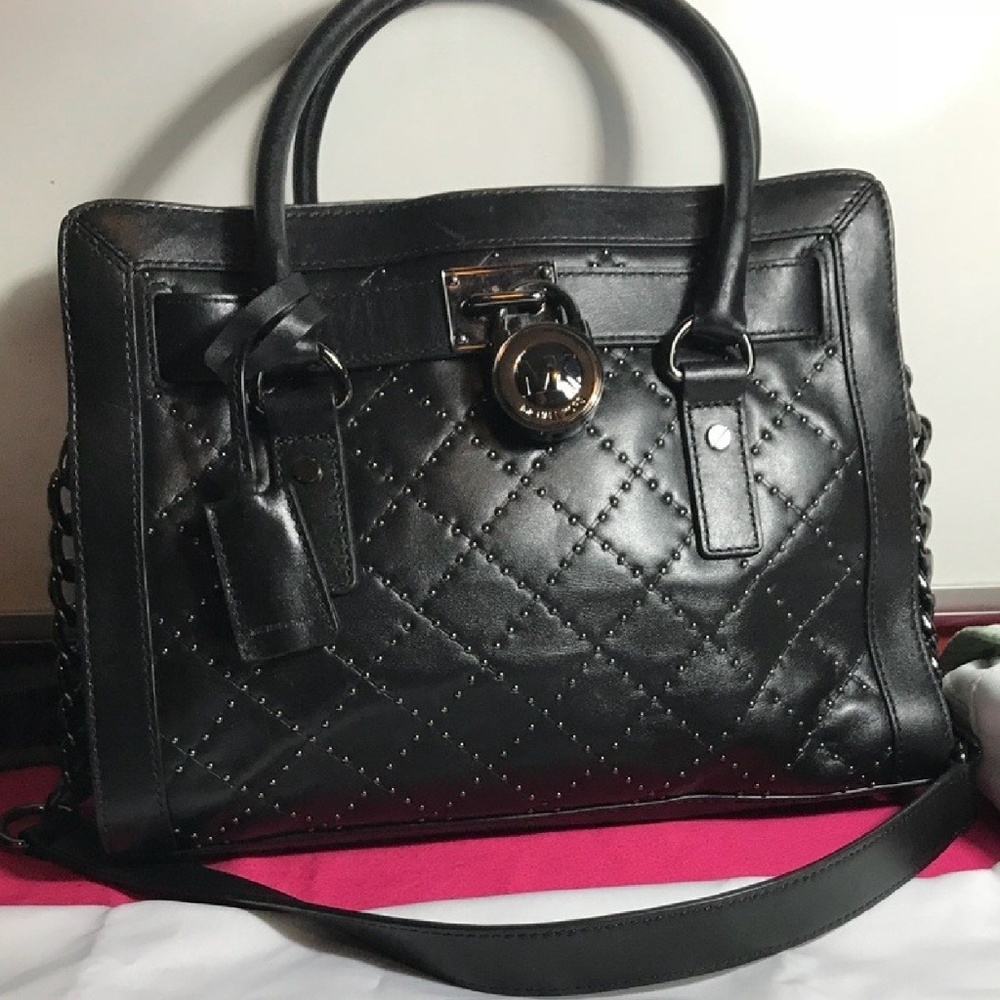 Like New Michael Kors Hamilton